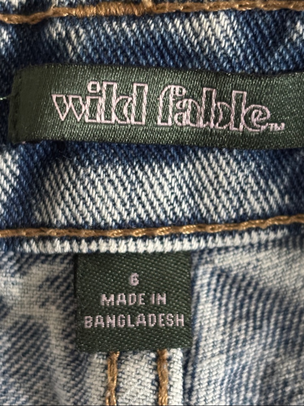 Wild Fable size 6 button down High-Rise Distressed Denim Shorts - Picture 8 of 11